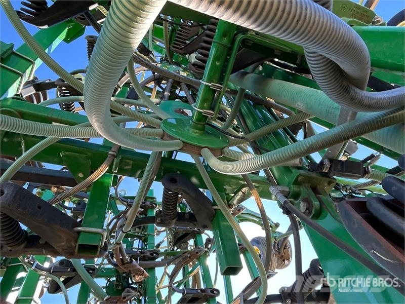 John Deere 1830 61 ft Air Drill 条播机