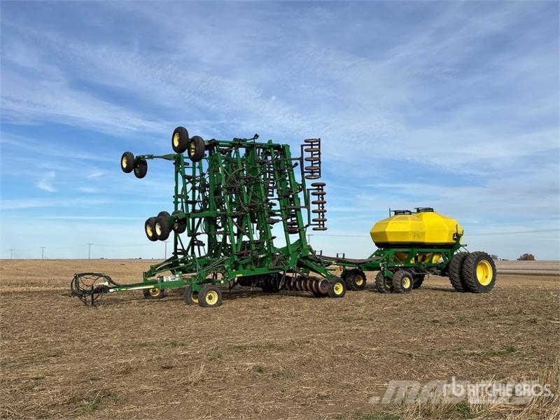 John Deere 1830 61 ft Air Drill 鑽頭
