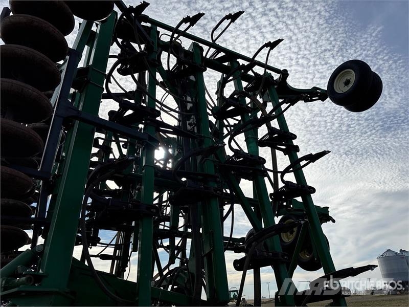 John Deere 1830 61 ft Air Drill 鑽頭