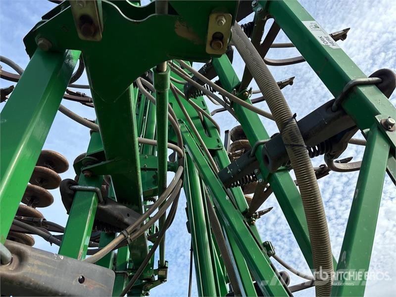 John Deere 1830 61 ft Air Drill 鑽頭
