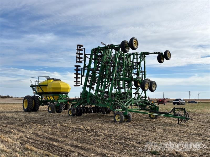 John Deere 1830 61 ft Air Drill 鑽頭