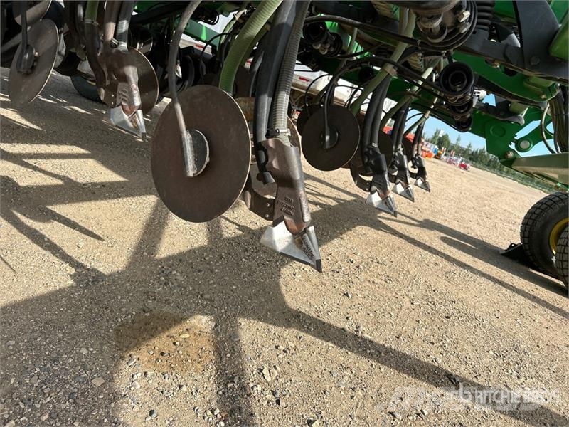 John Deere 1830 61 ft Air Drill 条播机
