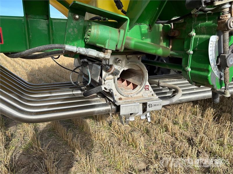 John Deere 1830 61 ft Air Drill 鑽頭