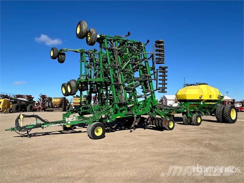 John Deere 1830 61 ft Air Drill 条播机