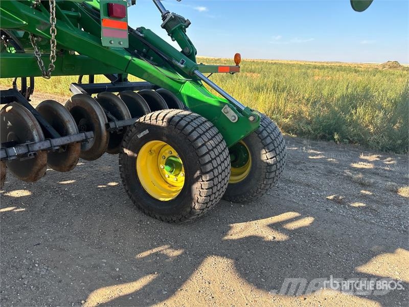 John Deere 1830 61 ft Air Drill Sējmašīnas