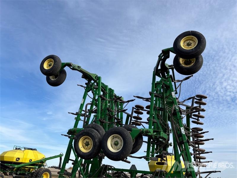 John Deere 1830 61 ft Air Drill 鑽頭