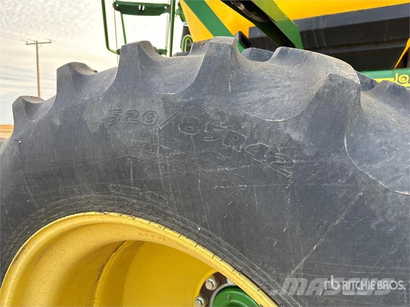 John Deere 1830 61 ft Air Drill 鑽頭