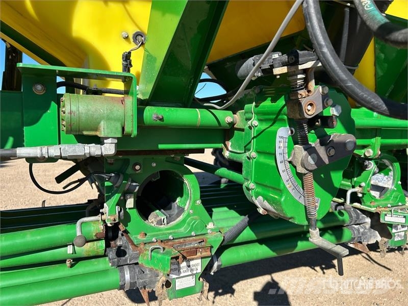 John Deere 1830 61 ft Air Drill 条播机