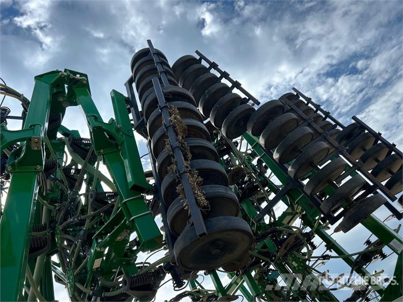 John Deere 1830 61 ft Air Drill 条播机