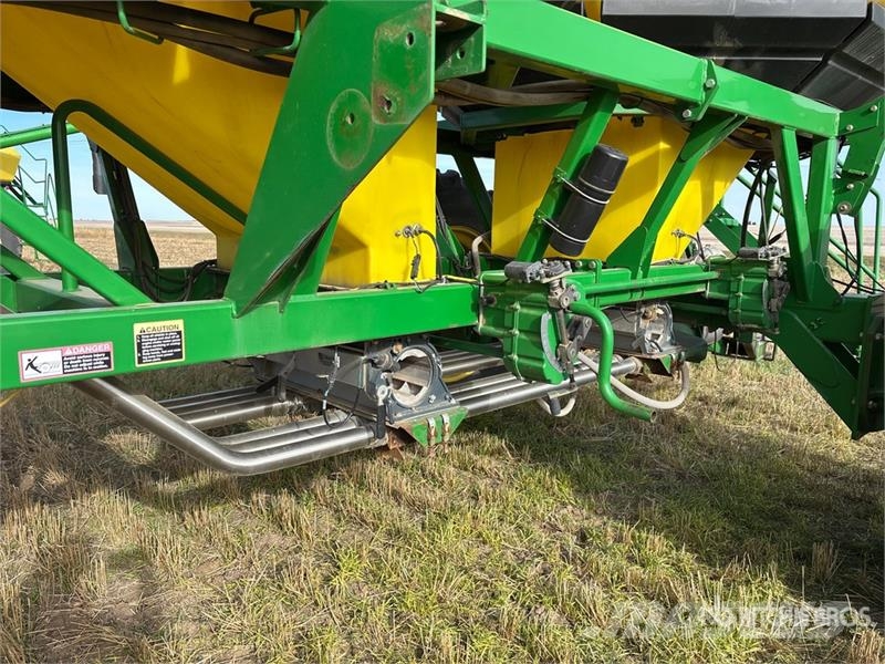 John Deere 1830 61 ft Air Drill 鑽頭