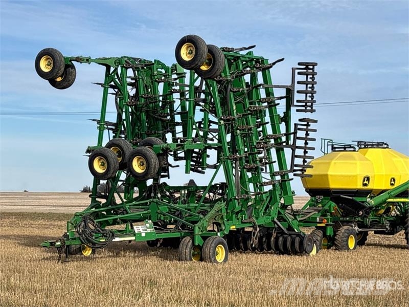 John Deere 1830 61 ft Air Drill 鑽頭