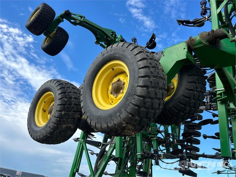 John Deere 1830 61 ft Air Drill 条播机
