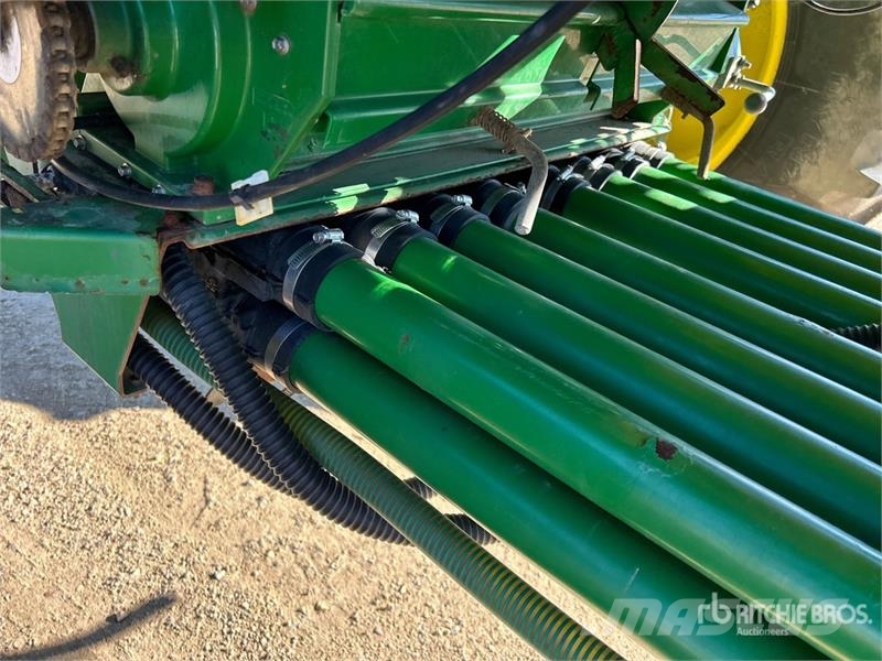 John Deere 1830 61 ft Air Drill 条播机