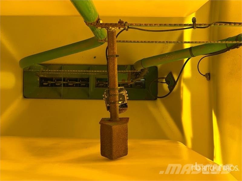 John Deere 1830 61 ft Air Drill 条播机