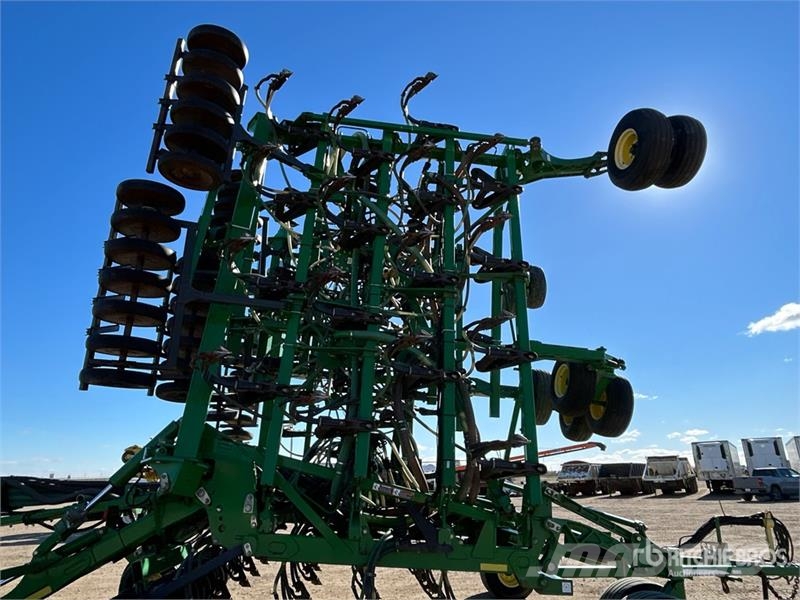 John Deere 1830 61 ft Air Drill 条播机