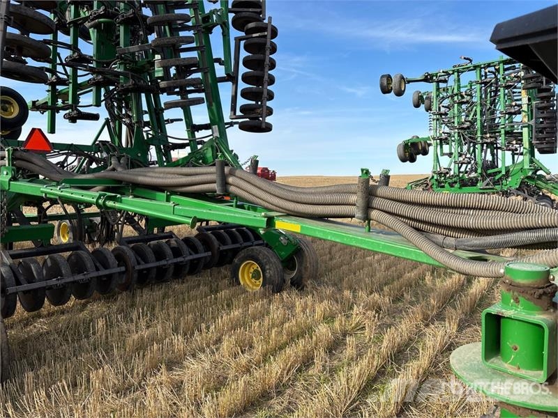 John Deere 1830 61 ft Air Drill 鑽頭