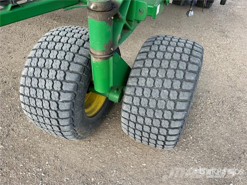 John Deere 1830 61 ft Air Drill 条播机