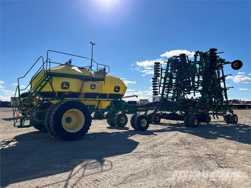 John Deere 1830 61 ft Air Drill 条播机