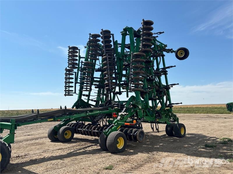 John Deere 1830 61 ft Air Drill Sējmašīnas