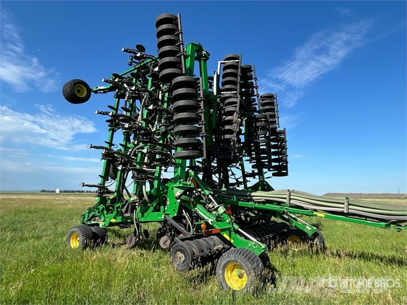 John Deere 1830 61 ft Air Drill 条播机