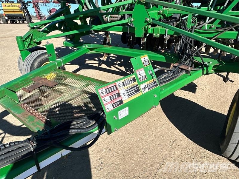 John Deere 1830 61 ft Air Drill 条播机