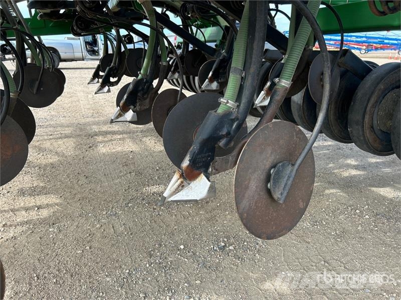 John Deere 1830 61 ft Air Drill 条播机