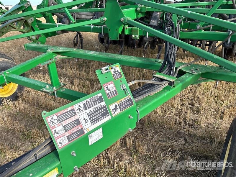 John Deere 1830 61 ft Air Drill 鑽頭