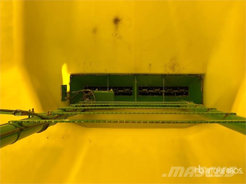 John Deere 1830 61 ft Air Drill 条播机