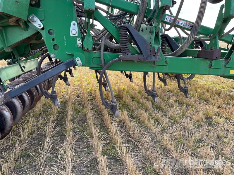 John Deere 1830 61 ft Air Drill 鑽頭