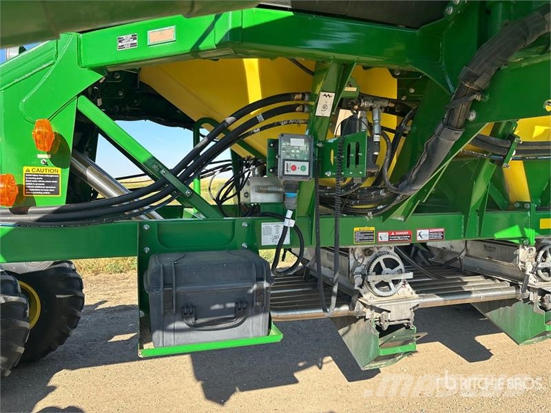 John Deere 1830 61 ft Air Drill Sējmašīnas