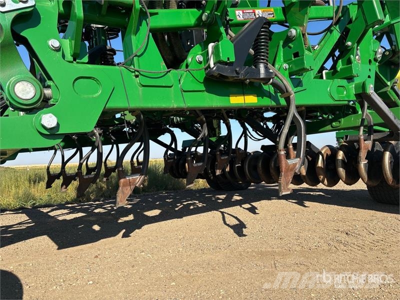 John Deere 1830 61 ft Air Drill Sējmašīnas