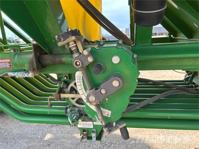 John Deere 1830 61 ft Air Drill 条播机