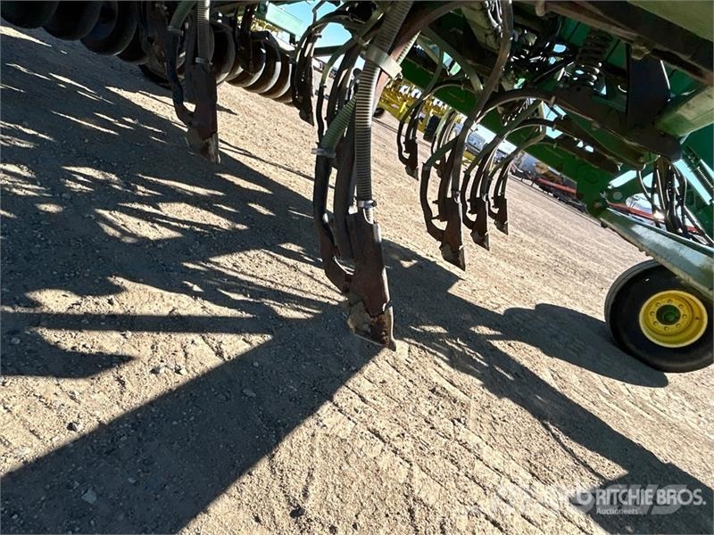 John Deere 1830 61 ft Air Drill 条播机