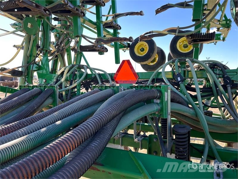 John Deere 1830 61 ft Air Drill 条播机