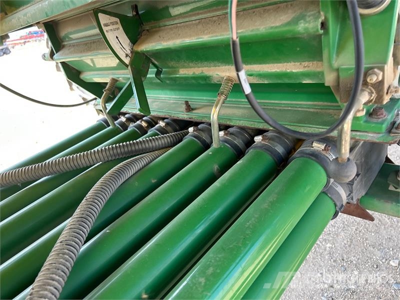 John Deere 1830 61 ft Air Drill 条播机