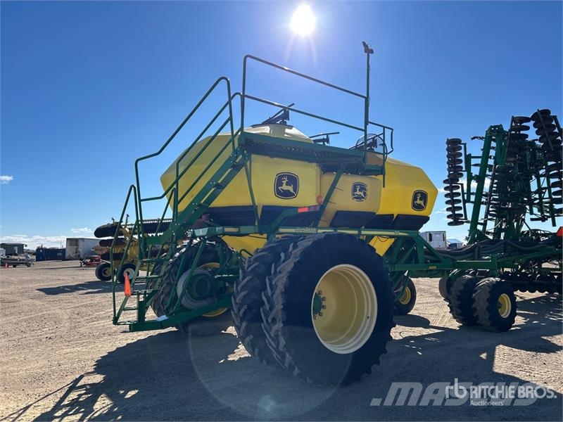 John Deere 1830 61 ft Air Drill 条播机