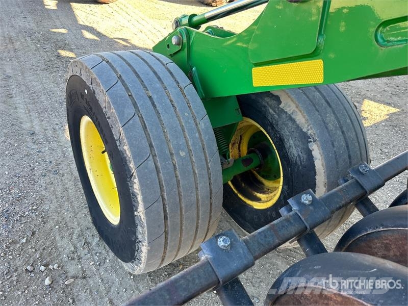 John Deere 1830 61 ft Air Drill 条播机