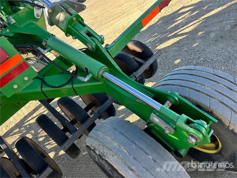 John Deere 1830 61 ft Air Drill 条播机