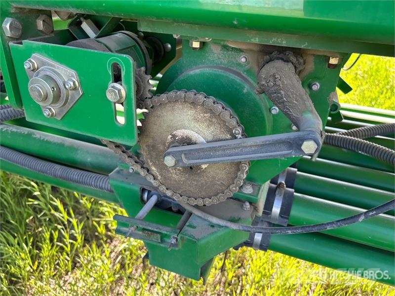 John Deere 1830 61 ft Air Drill 条播机
