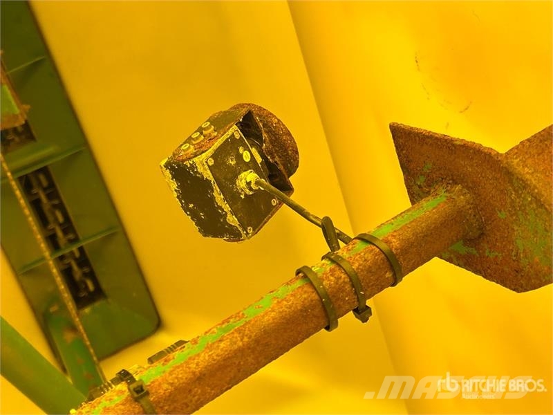 John Deere 1830 61 ft Air Drill 条播机