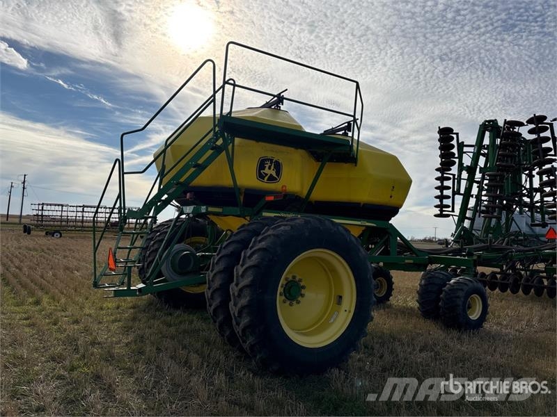 John Deere 1830 61 ft Air Drill 鑽頭