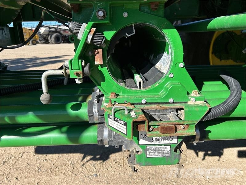 John Deere 1830 61 ft Air Drill 条播机