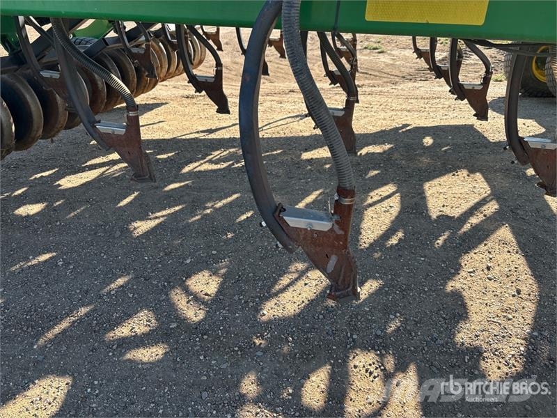 John Deere 1830 61 ft Air Drill Sējmašīnas