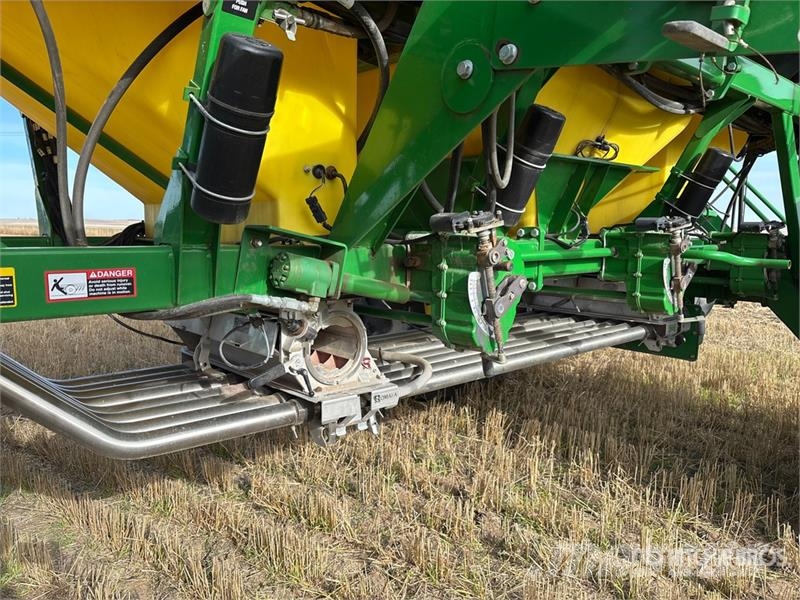 John Deere 1830 61 ft Air Drill 鑽頭
