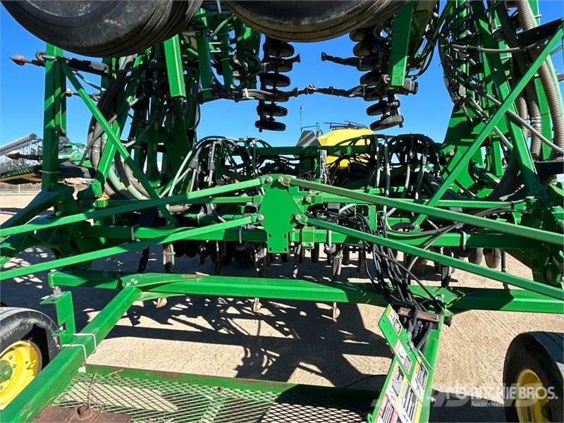 John Deere 1830 61 ft Air Drill 条播机