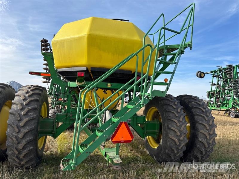 John Deere 1830 61 ft Air Drill 鑽頭