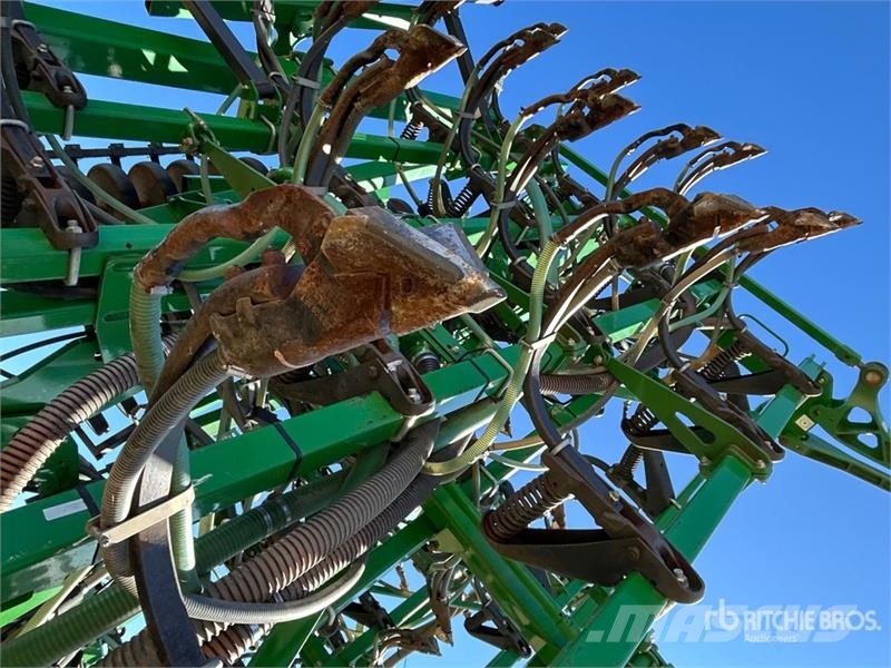 John Deere 1830 61 ft Air Drill 条播机