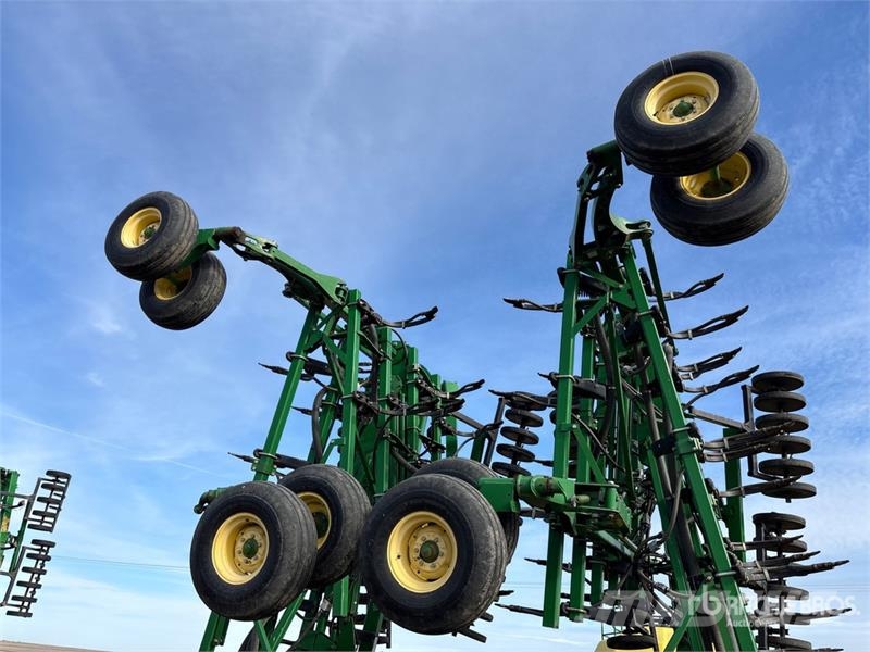 John Deere 1830 61 ft Air Drill 鑽頭