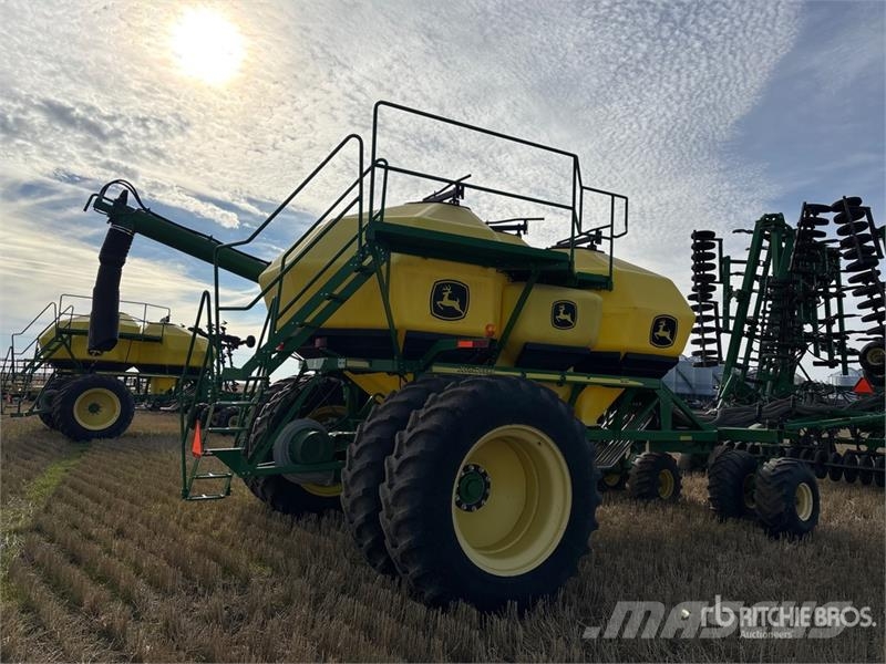 John Deere 1830 61 ft Air Drill 鑽頭