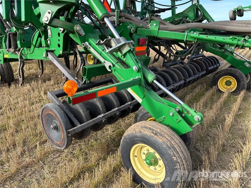 John Deere 1830 61 ft Air Drill 鑽頭